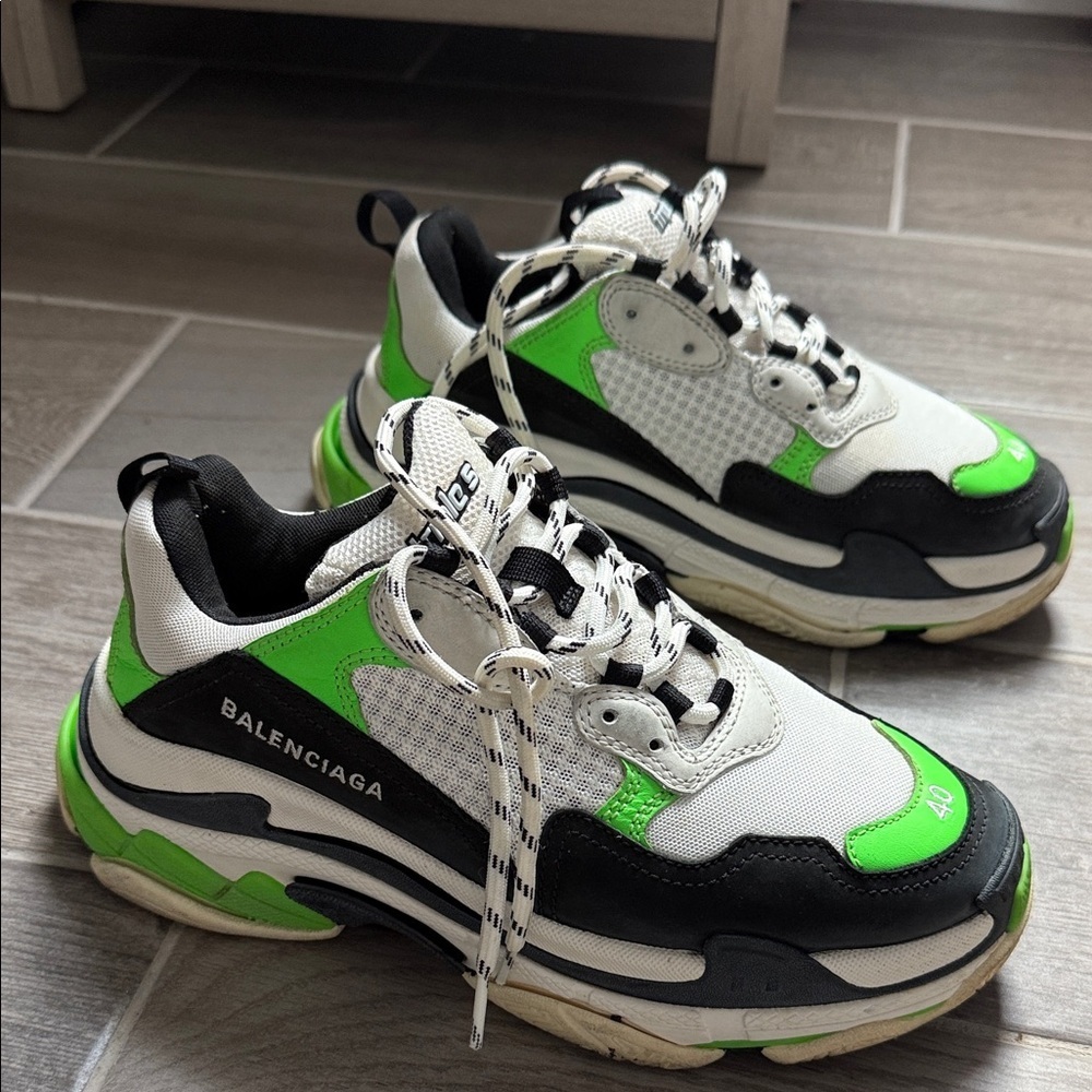 Balenciaga Chunky White and Neon Green Sneakers - Picture 2 of 12